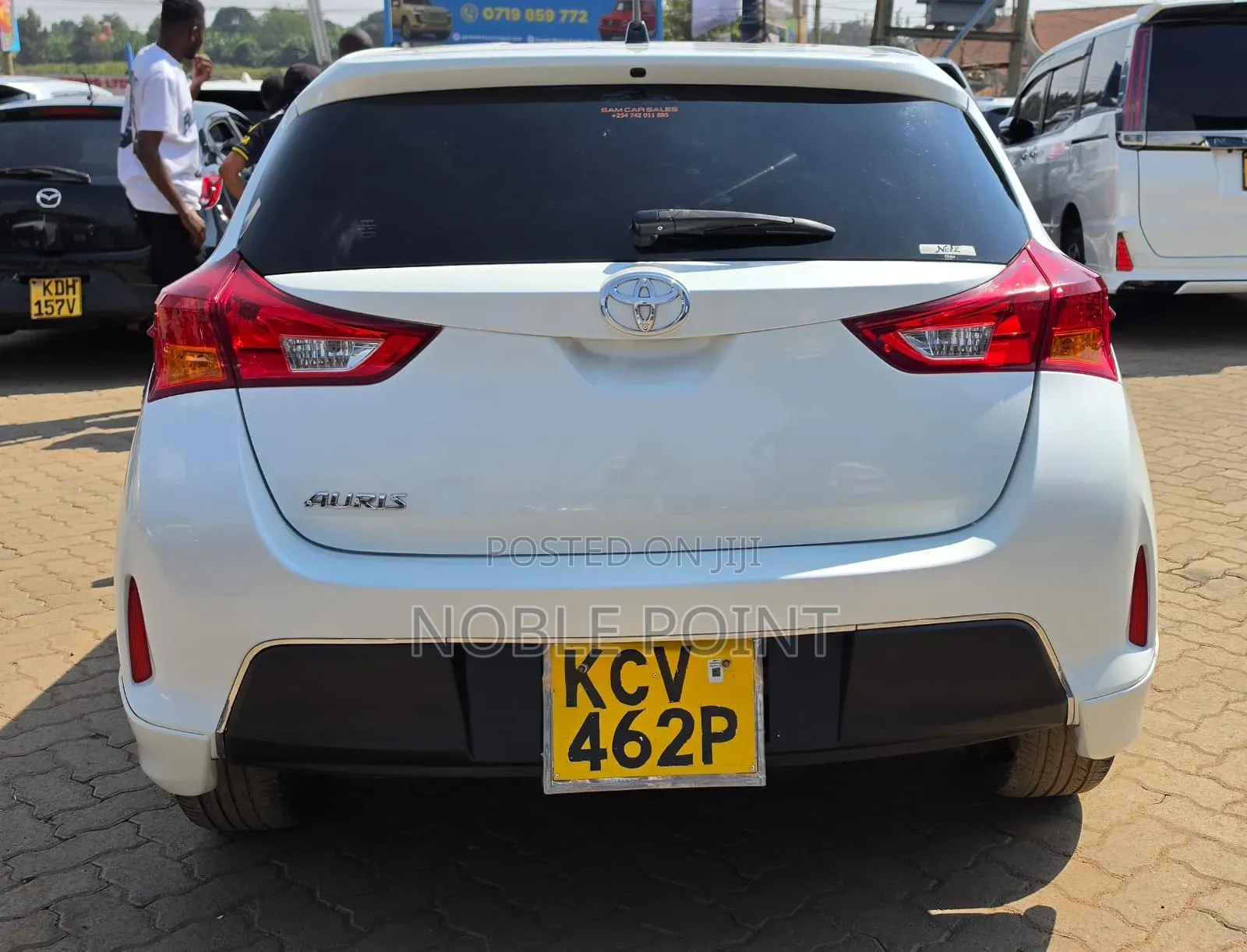 Toyota Auris 2012 White