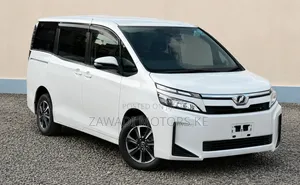 Toyota Voxy V 2WD 7-Seater 2019 White
