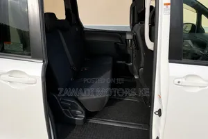 Toyota Voxy V 2WD 7-Seater 2019 White