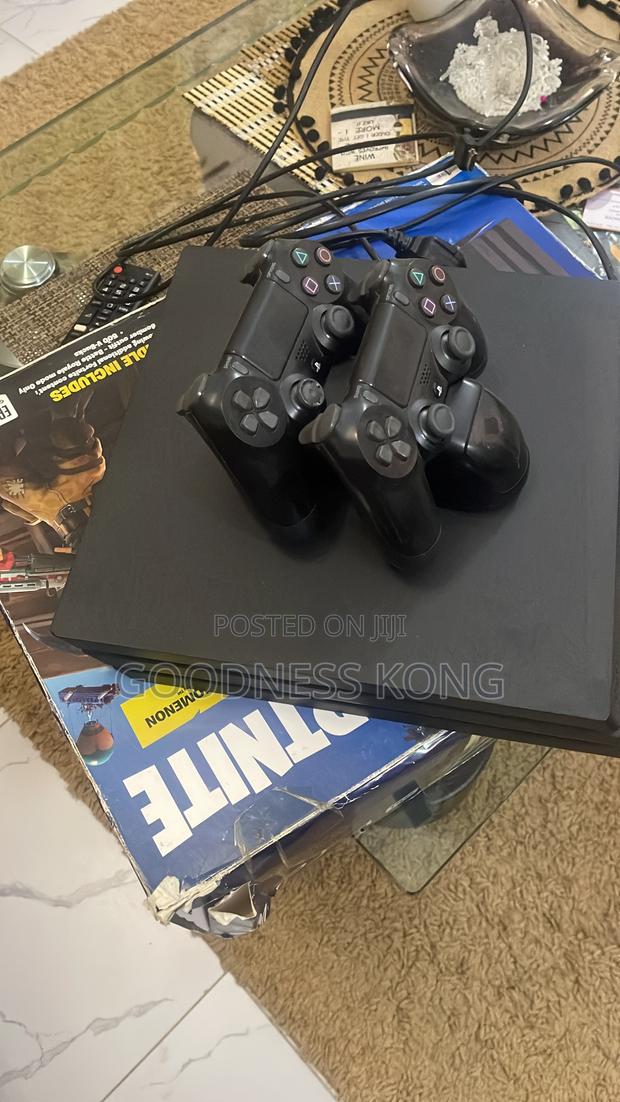 Sony PS 4 Pro