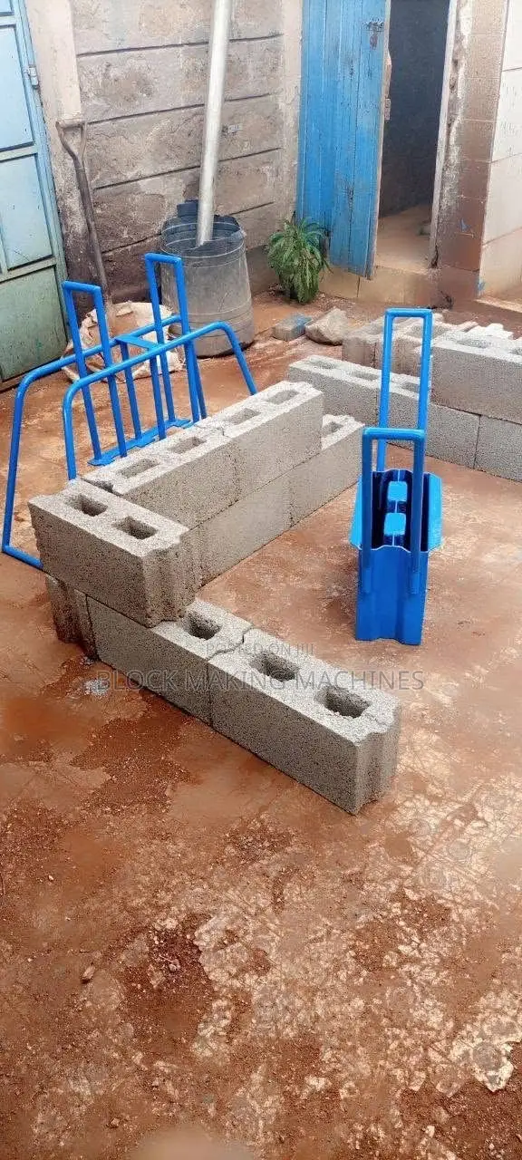 Hollow Block Interlocking Machines