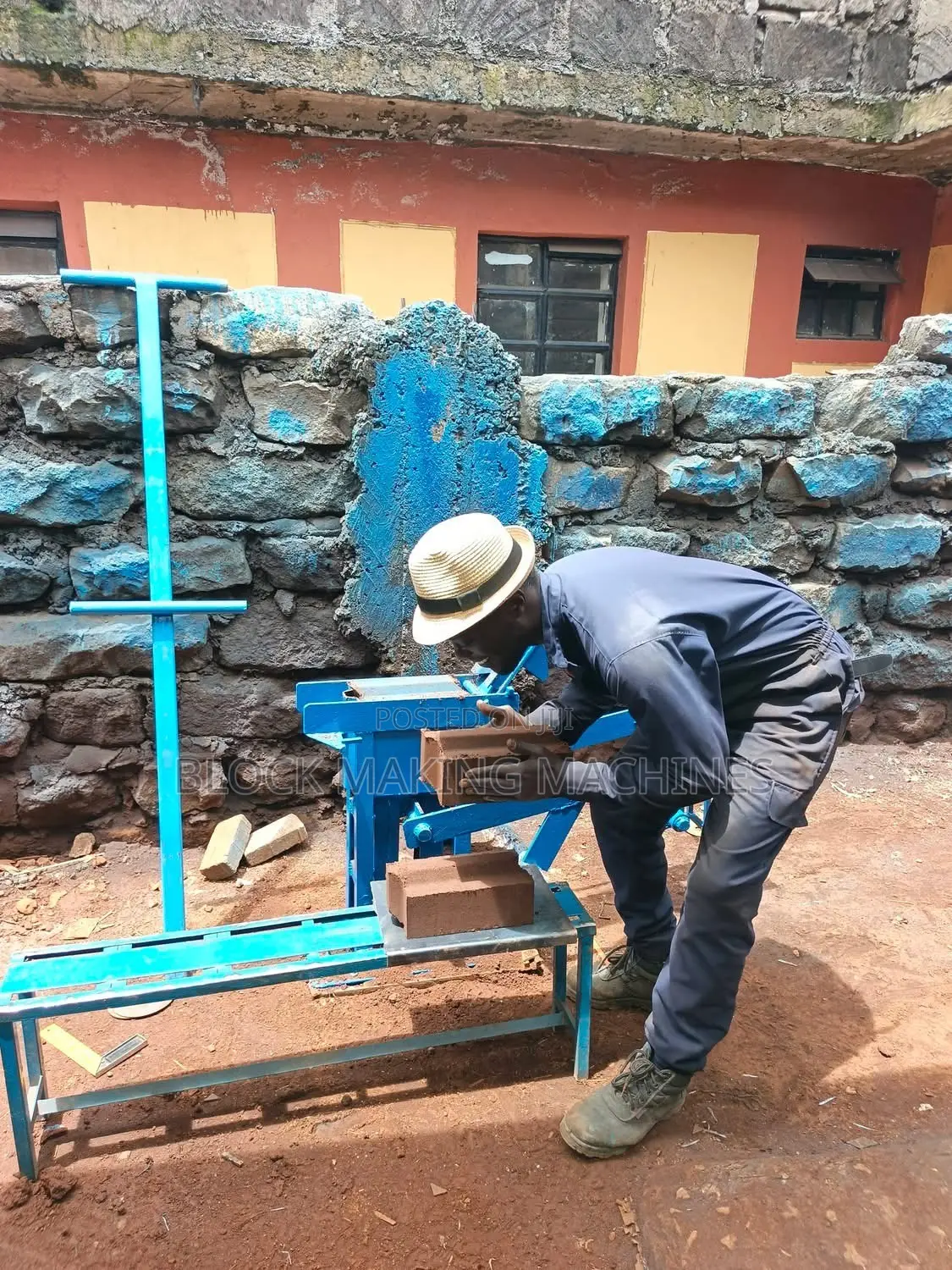 Hollow Block Interlocking Machines