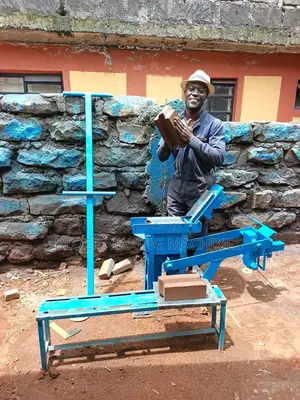 Hollow Block Interlocking Machines