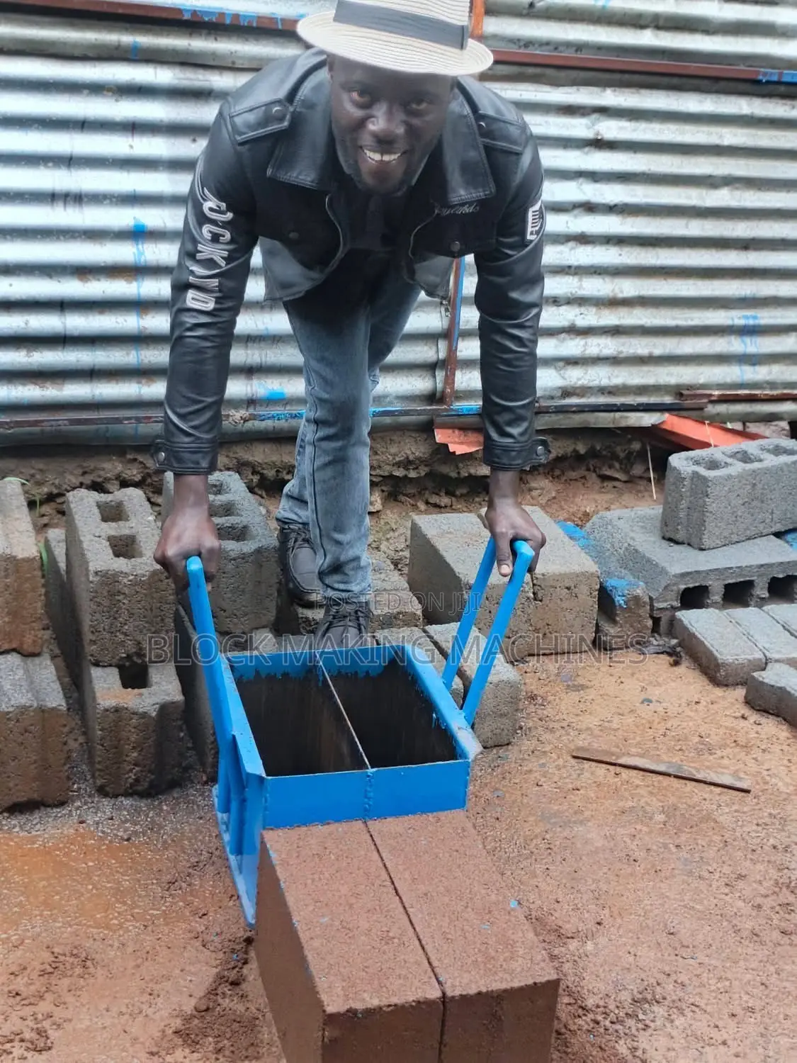 Hollow Block Interlocking Machines