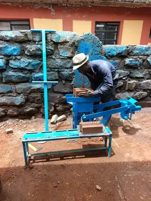 Hollow Block Interlocking Machines