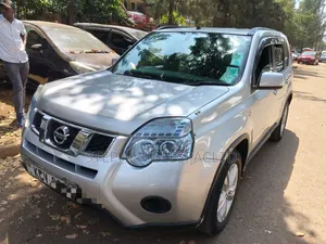 Nissan X-Trail 2013 Silver