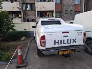 Toyota Hilux 3.0 D-4D Double Cab 2008 White