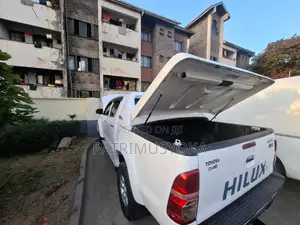 Toyota Hilux 3.0 D-4D Double Cab 2008 White