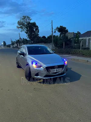 Mazda Demio 2016 Gray