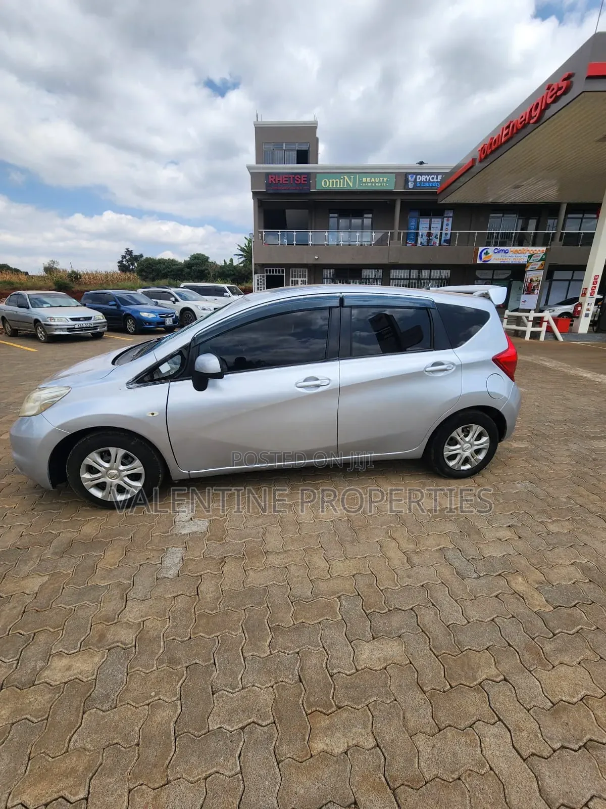 Nissan Note 2012 Silver