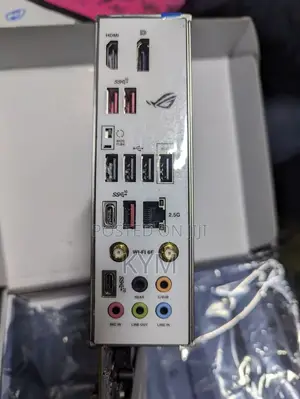 Ryzen 7 7700 + ASUS ROG AM5 Motherboard