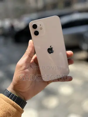 Apple iPhone 12 64 GB White