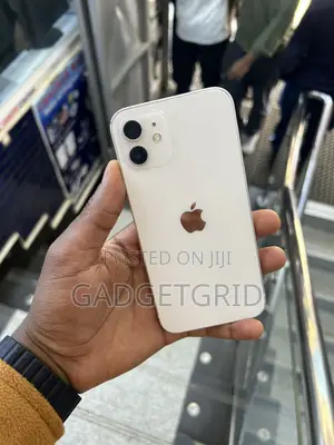 Apple iPhone 12 64 GB White