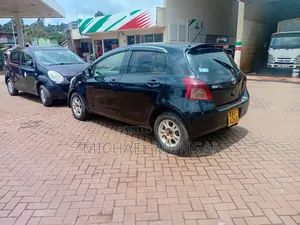 Toyota Vitz 2005 Black