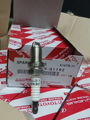 Toyota Genuine K16tr11 Spark Plugs