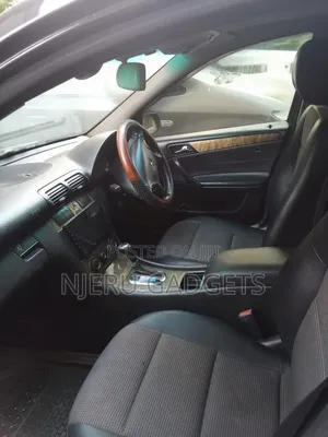 Mercedes-Benz C180 2006 Black