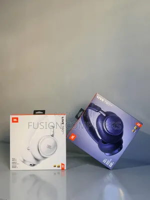 JBL Live 780