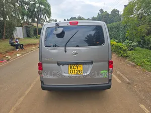 Nissan NV350 2013 Gray