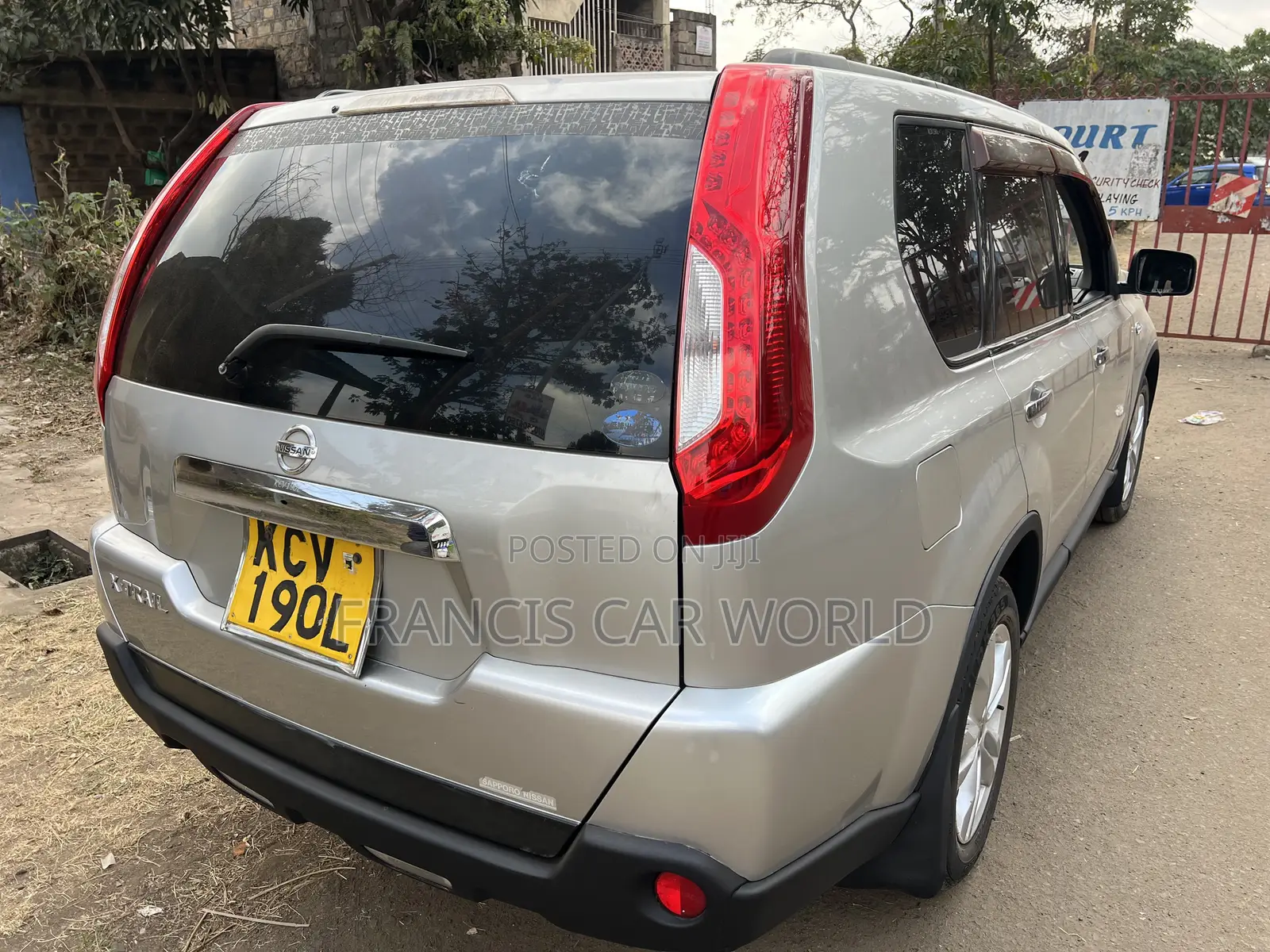 Nissan X-Trail 2012 Silver