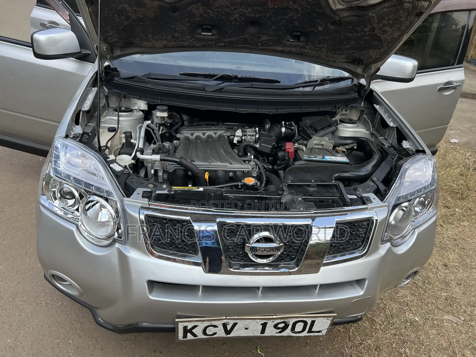 Nissan X-Trail 2012 Silver