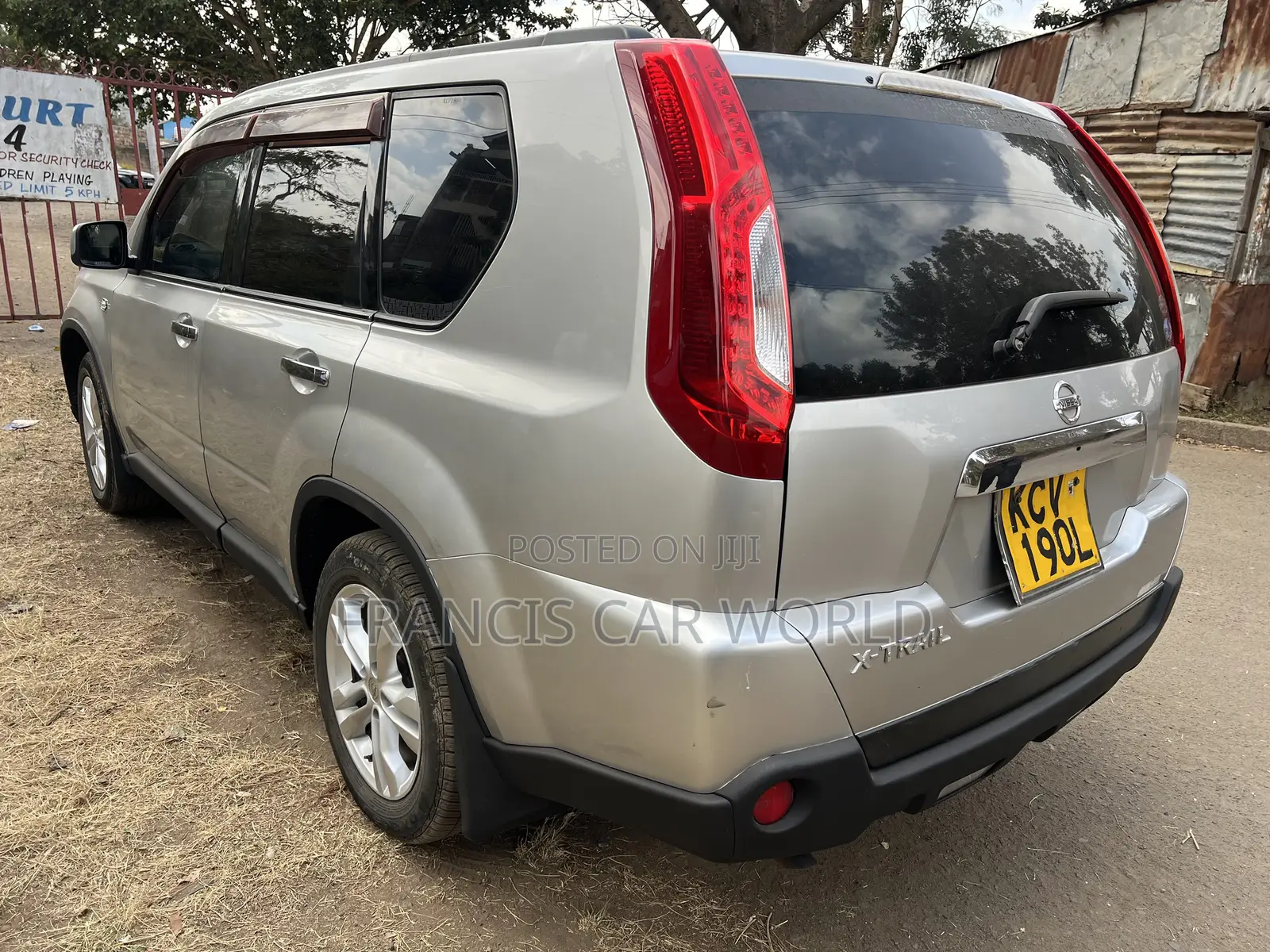 Nissan X-Trail 2012 Silver