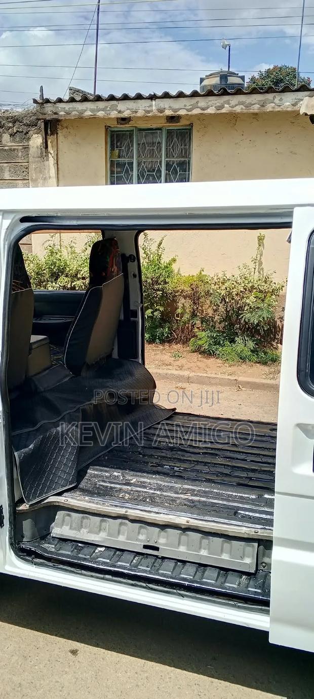 Mazda Bongo 2011 White - thumbnail 6