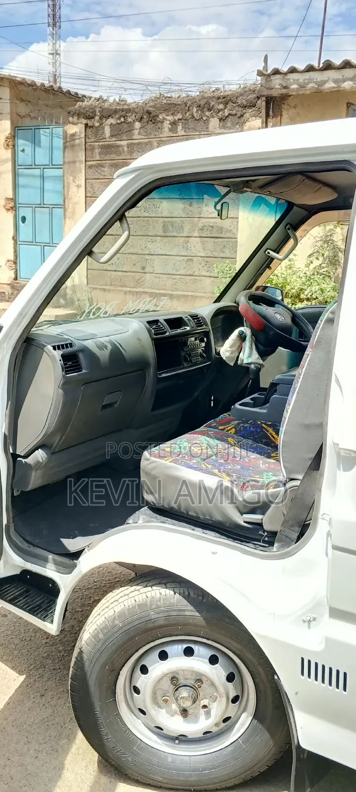 Mazda Bongo 2011 White