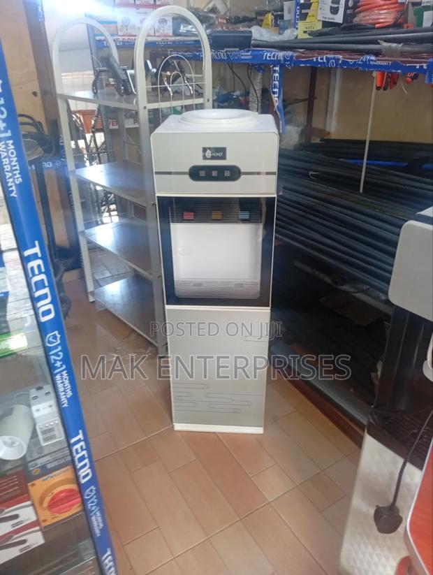 Water Dispenser