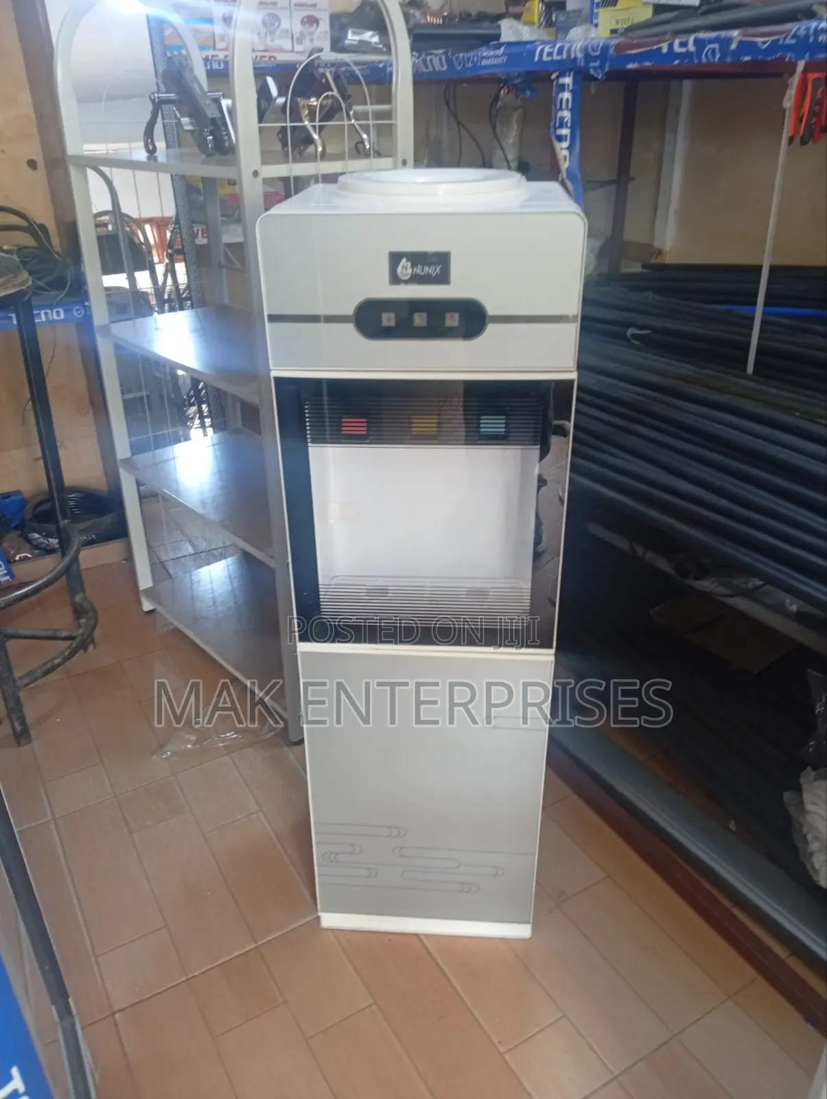 Water Dispenser