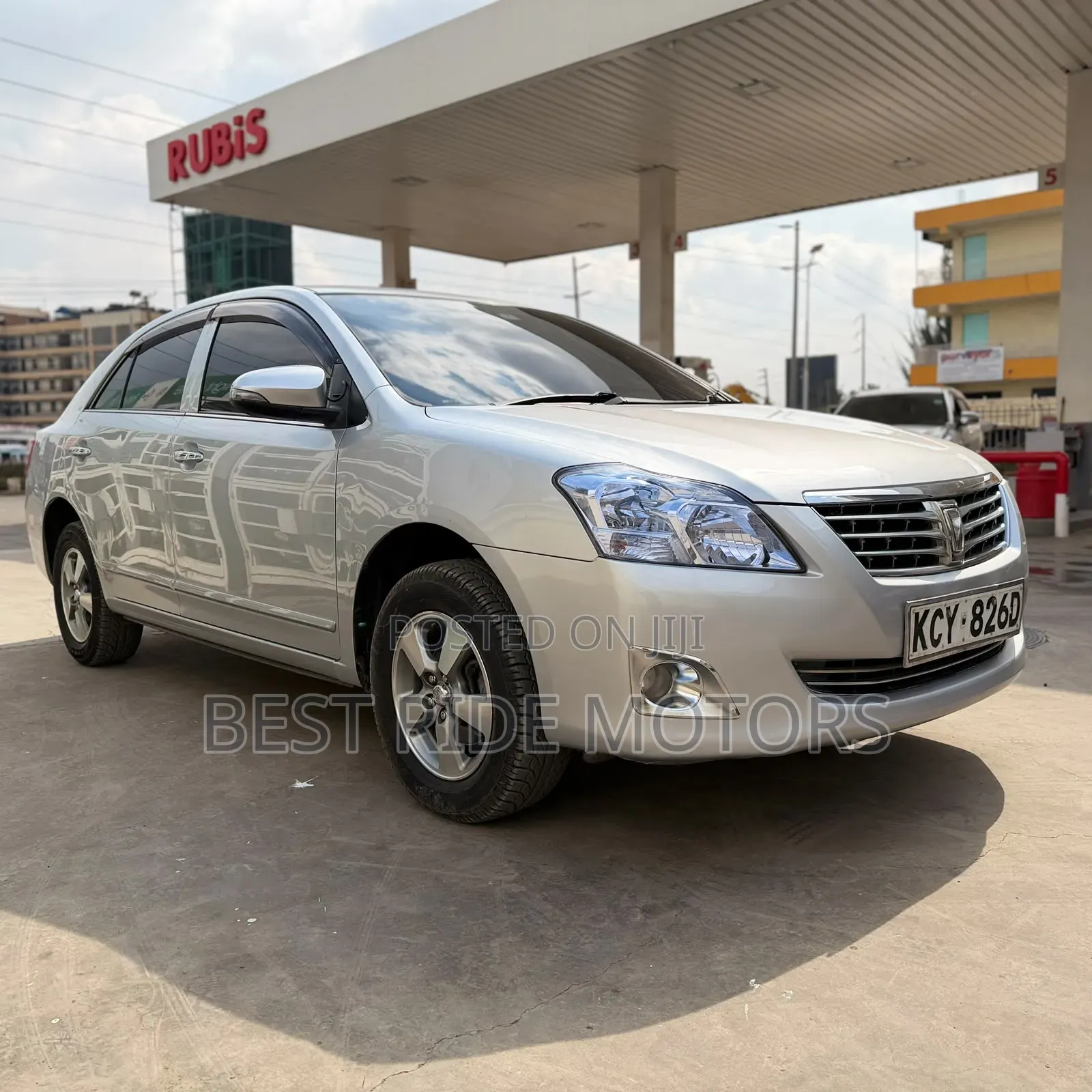 Toyota Premio 2014 Silver