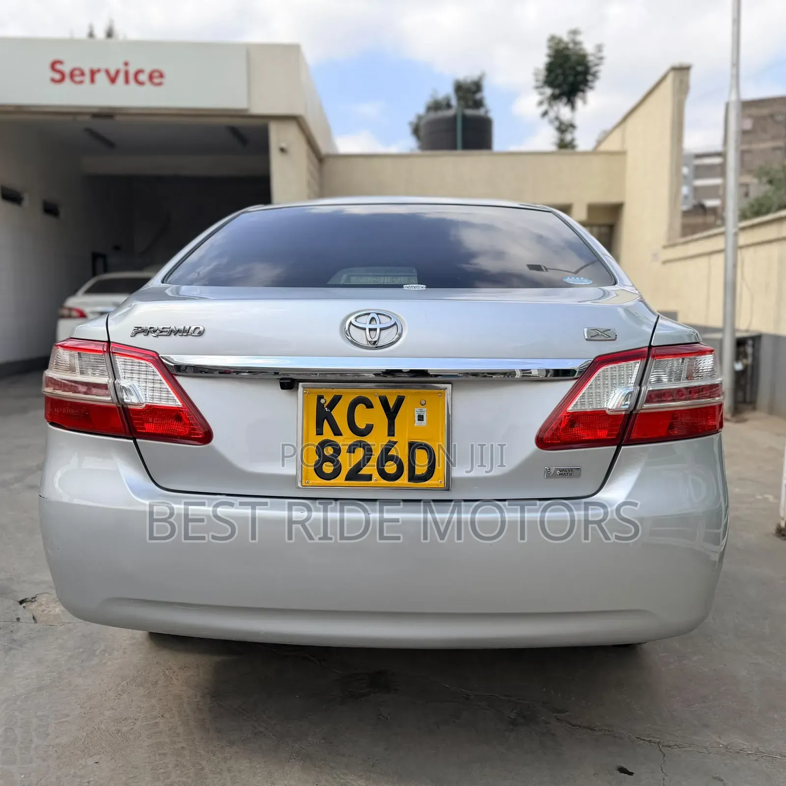 Toyota Premio 2014 Silver