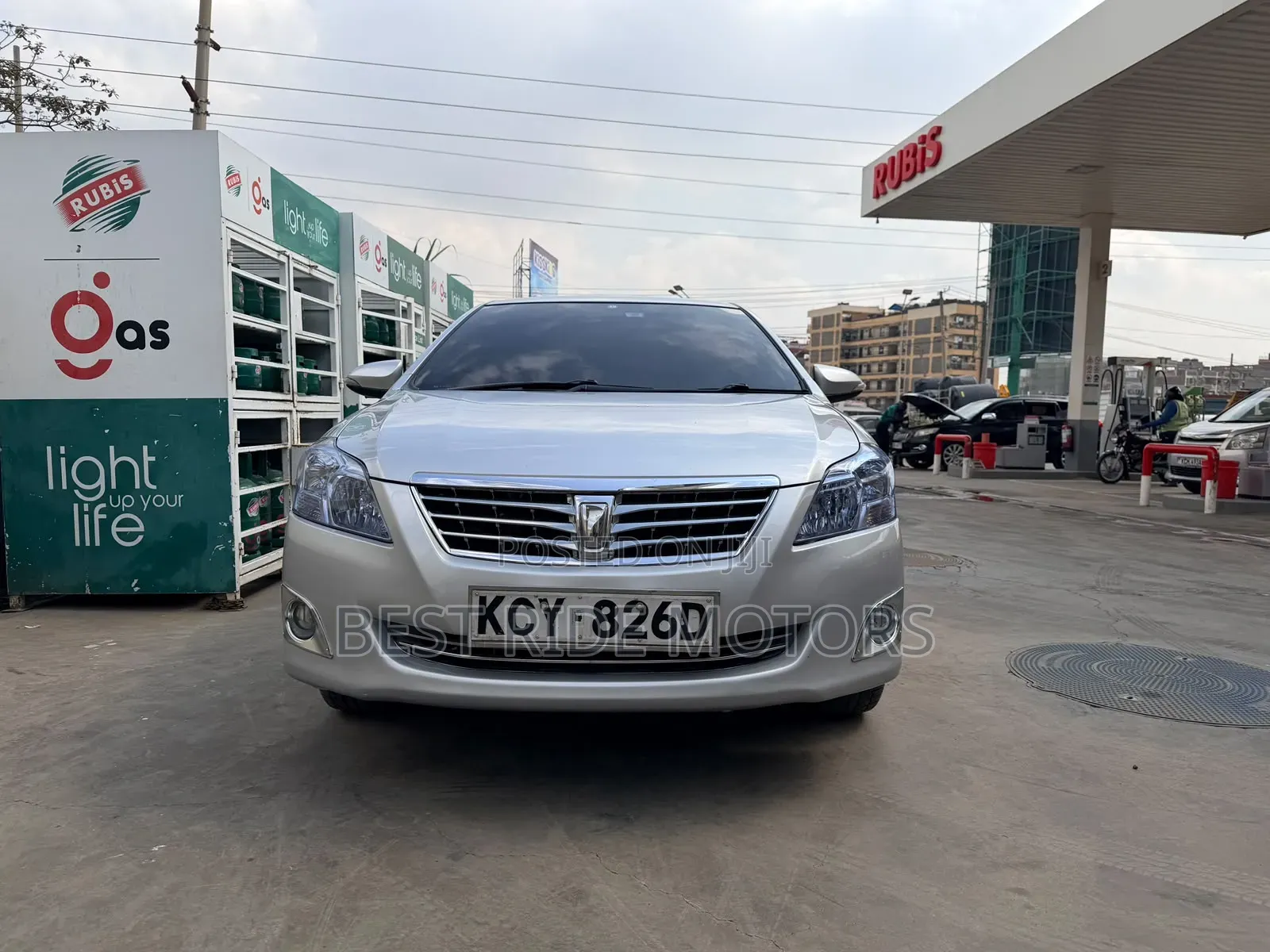 Toyota Premio 2014 Silver