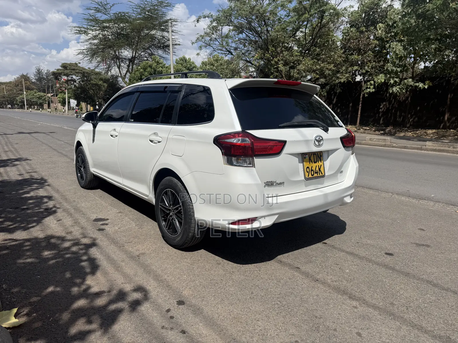 Toyota Corolla Fielder 2016 Pearl