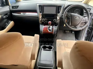 Toyota Alphard 2.4 Petrol FWD 2015 Blue