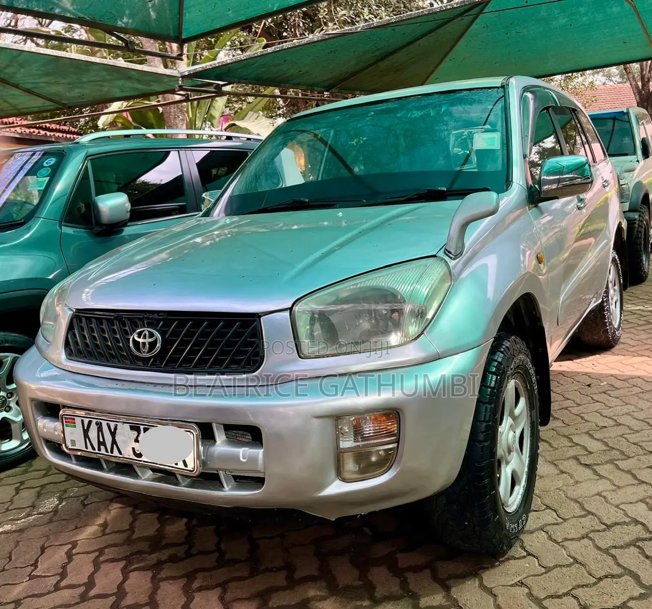 Toyota RAV4 Automatic 2000 Silver