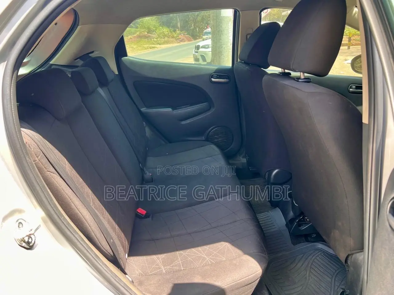 Mazda Demio 2011 Silver