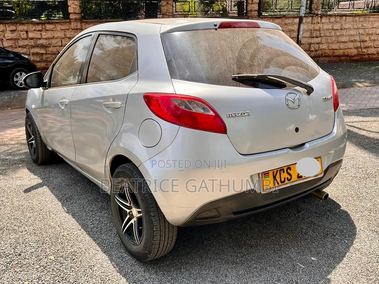 Mazda Demio 2011 Silver