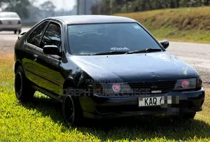 Nissan Sunny 1997 Black
