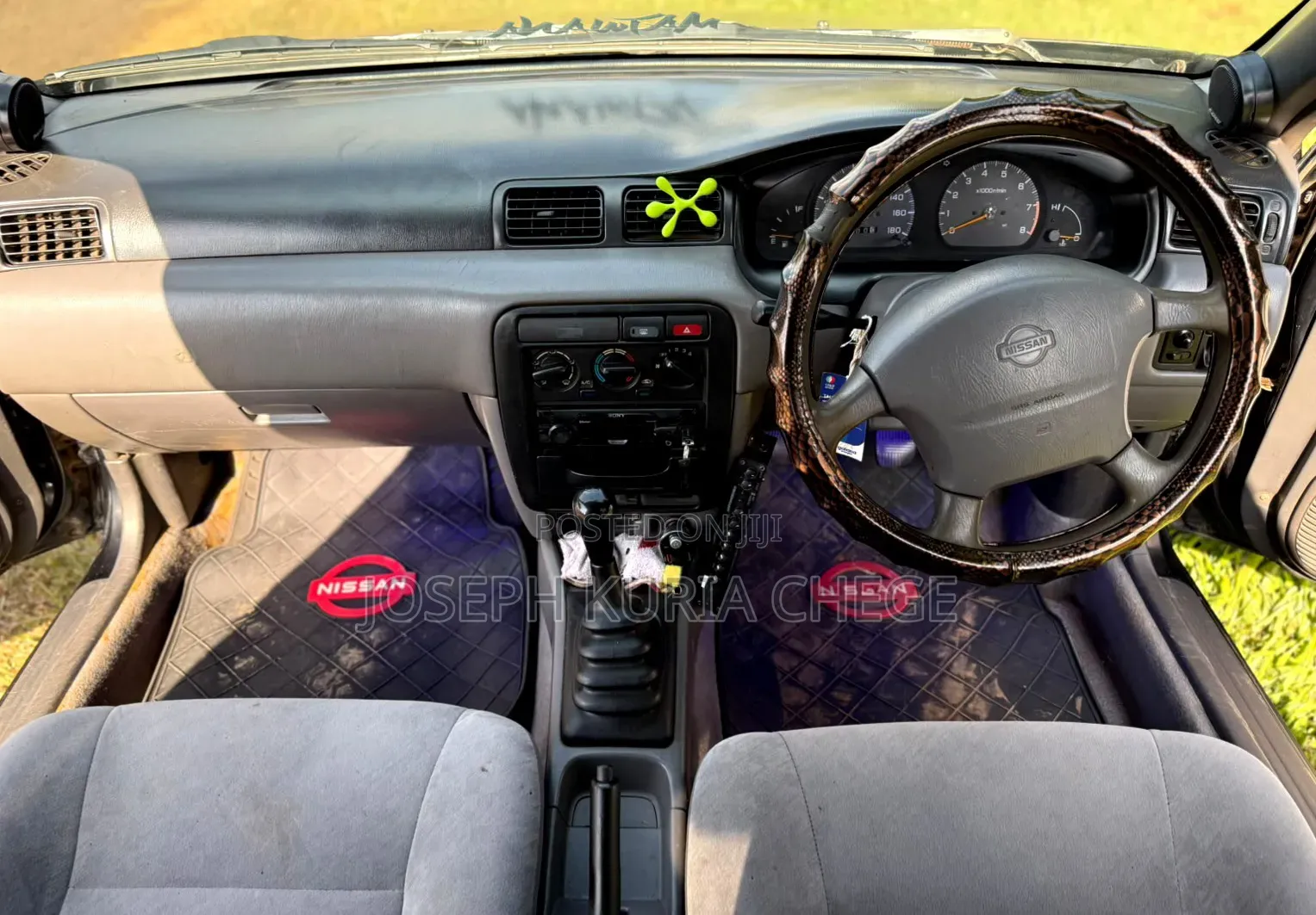 Nissan Sunny 1997 Black