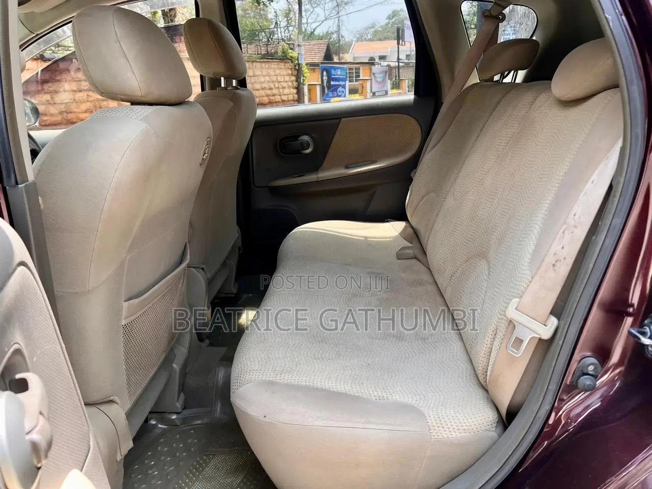Nissan Note 2010 Maroon