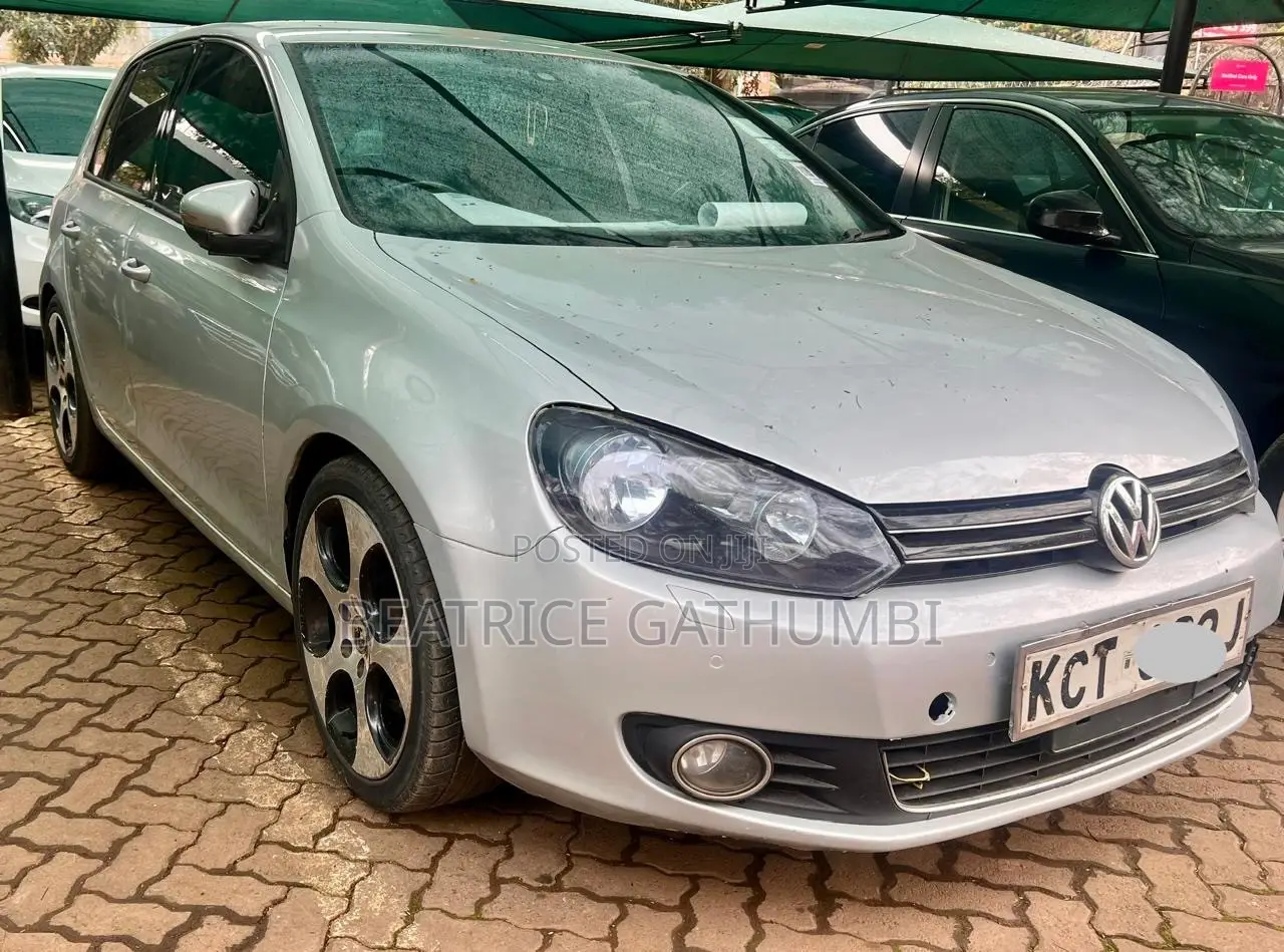 Volkswagen Golf 2012 Silver