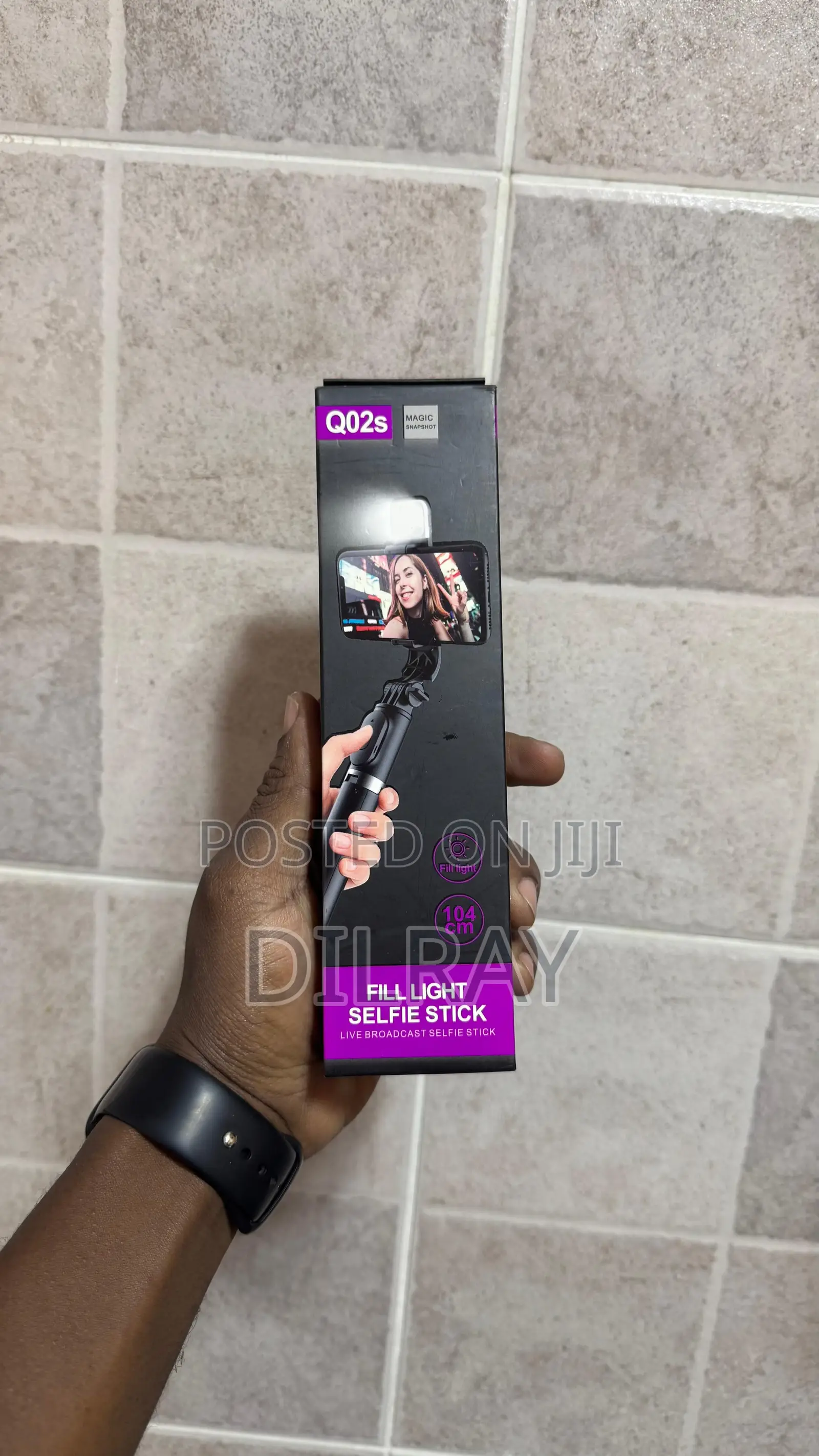Q02s Fill Light Selfie / Vlog Stick With Stand