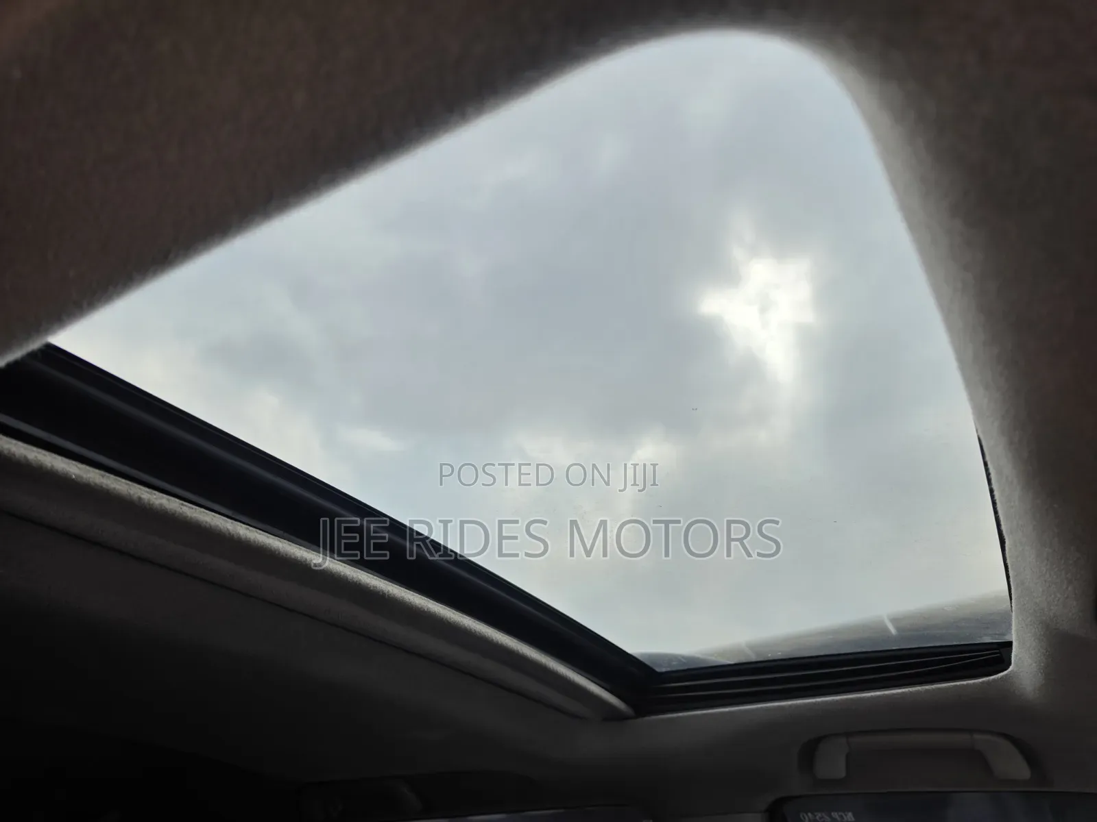 Toyota Land Cruiser Prado 2011