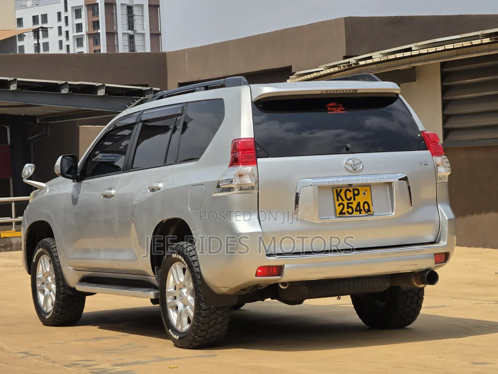 Toyota Land Cruiser Prado 2011