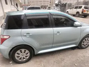 Toyota IST 2007