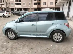 Toyota IST 2007