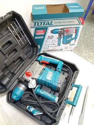 TOTAL 1800W Heavy-Duty Rotary Hammer