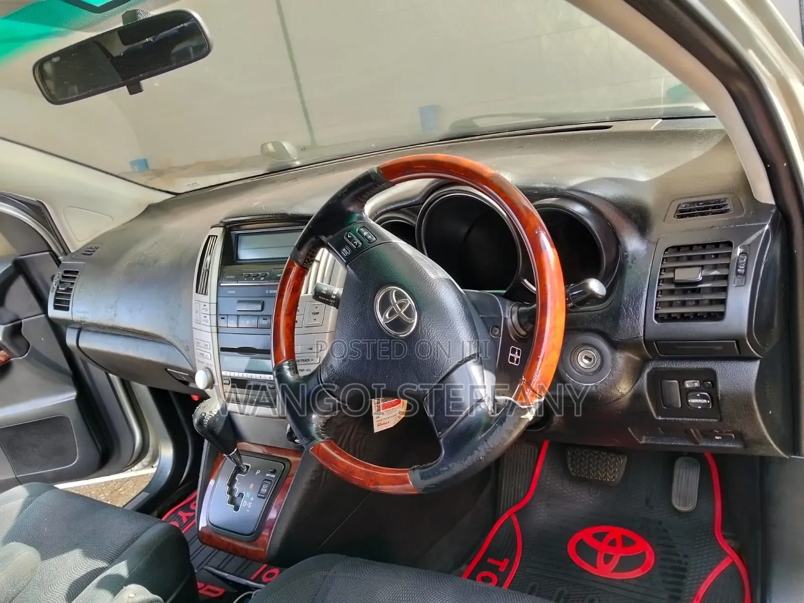 Toyota Harrier 2012 Silver