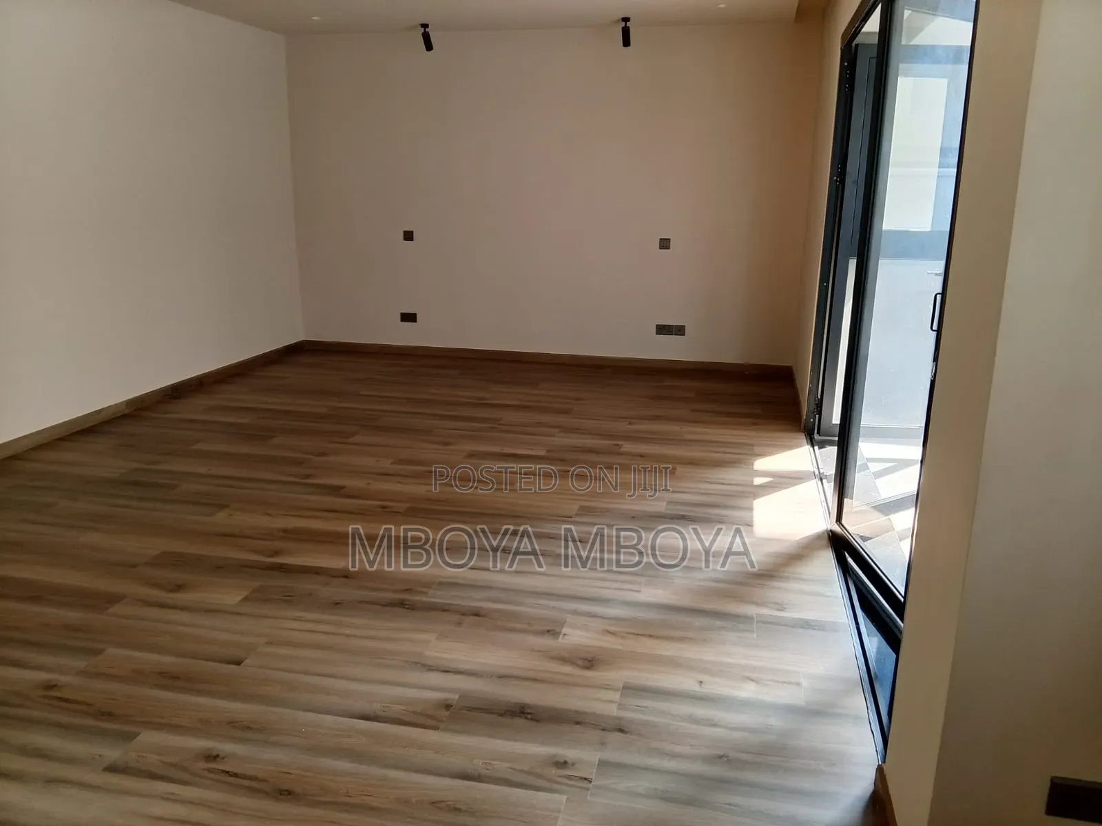 4bdrm Townhouse / Terrace in Spring Valley for rent