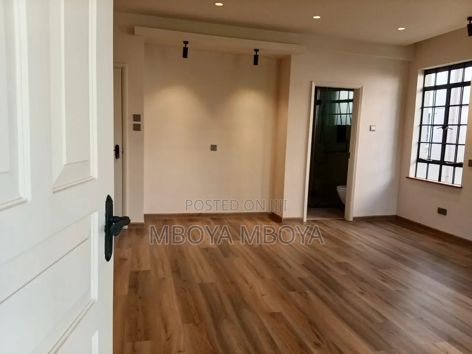 4bdrm Townhouse / Terrace in Spring Valley for rent